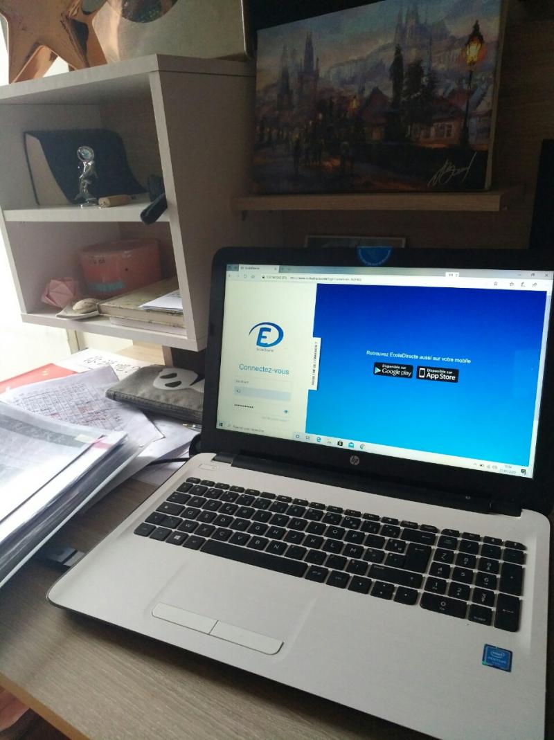 au bureau